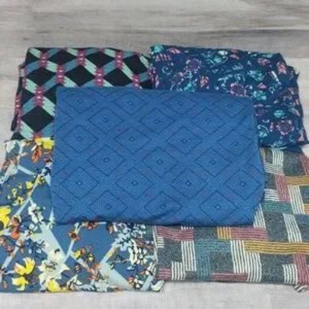 LuLaRoe~Perfect T~Lot of 5 Shirts~4 EUC and 1 NWT!
